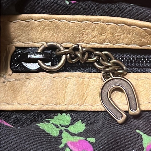 BETSEY JOHNSON Baroque Betsey Collection - Picture 8 of 17